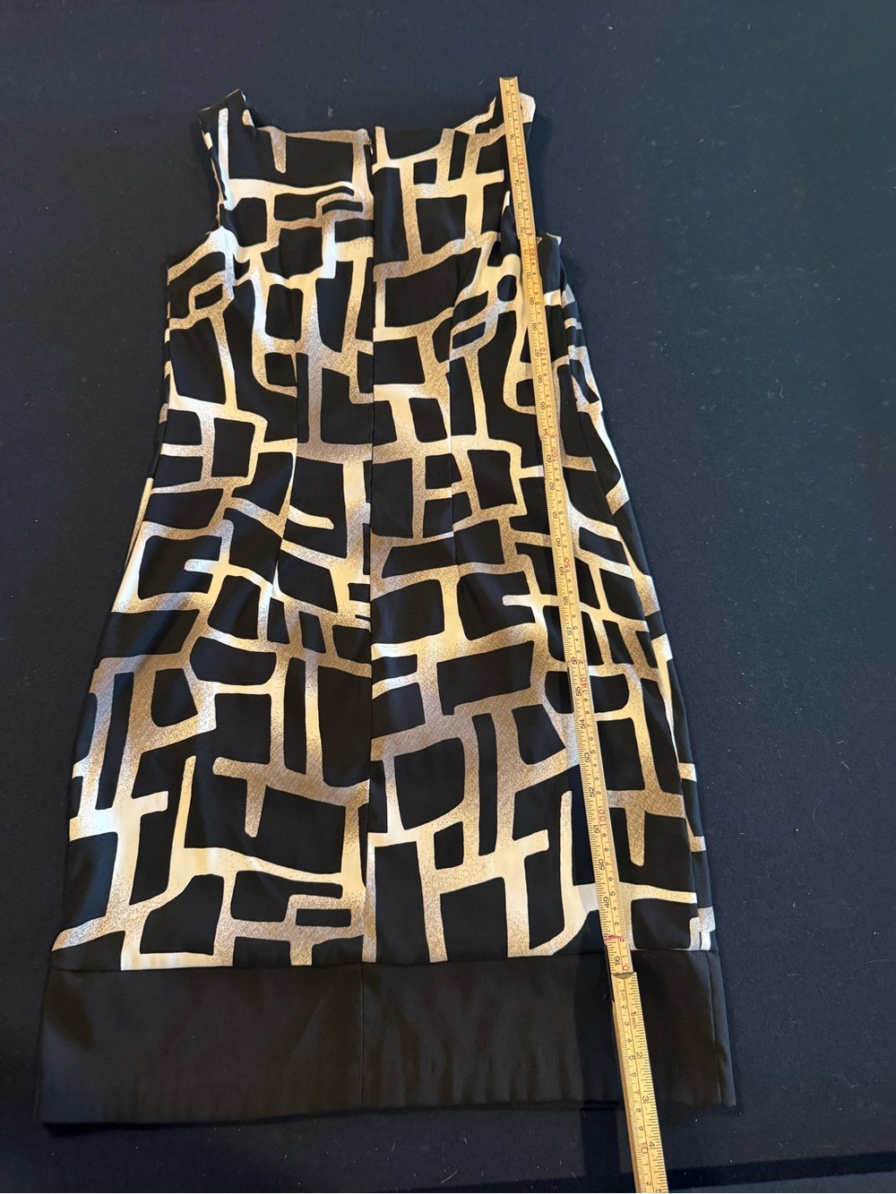 AB Studio Black and Gold Geometric Midi Dress Sz 4 - Picture 5 of 9